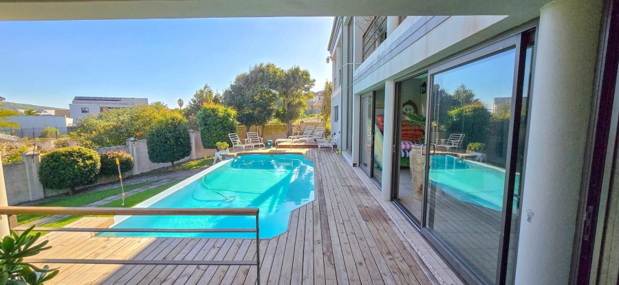 4 Bedroom Property for Sale in Myburgh Park Western Cape